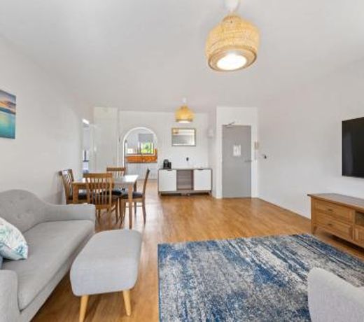Unit 10, 5-7 Flynn Street