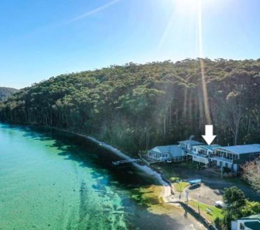Burrill Lake Cottage