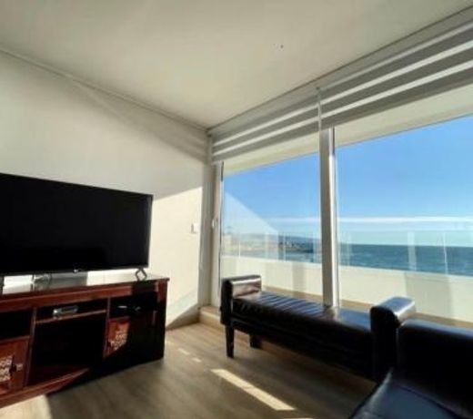 Apartamento en Playa Reñaca Villa del Mar Chile con vista al mar