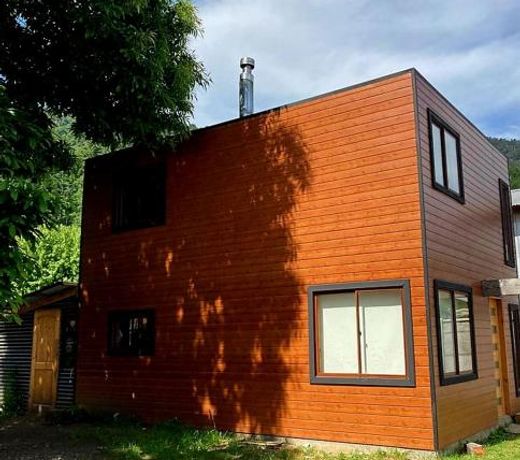 Casa Neltume Huilo Huilo