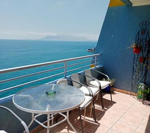 Espectacular Departamento frente al mar