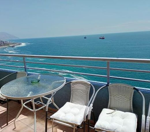 Espectacular Departamento frente al mar