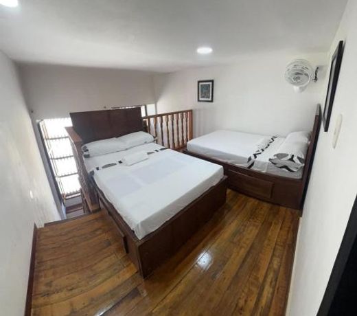 Agradable casa en Buga junto a la basÃ­lica