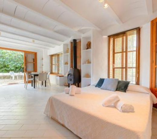 New! Villa Can Sarrio