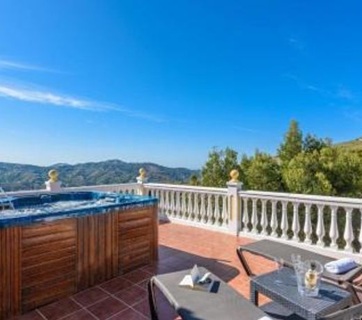 Villa El Puerto de Canillas Canillas de Albaida by Ruralidays