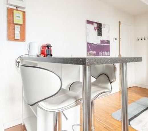 Paris Eiffel Studio