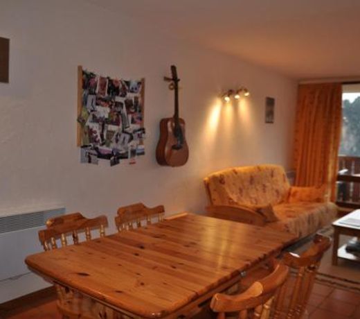 Appartement ChÃ¢tel, 3 piÃ¨ces, 6 personnes - FR-1-693-28