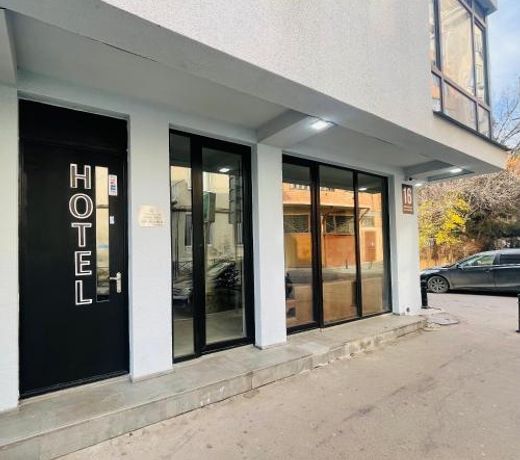 Art family hotel