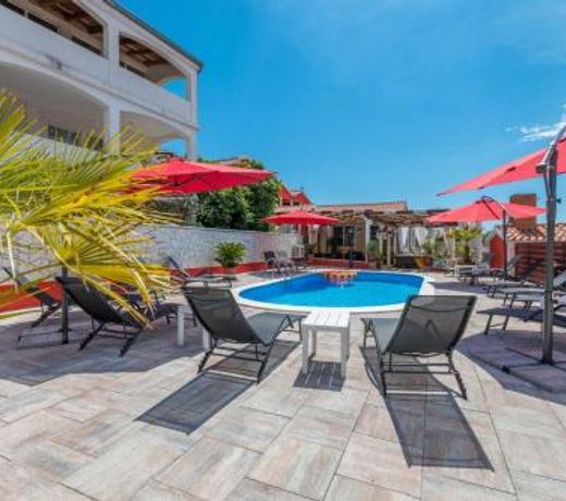 XXXL Villa Ancora with heated pool