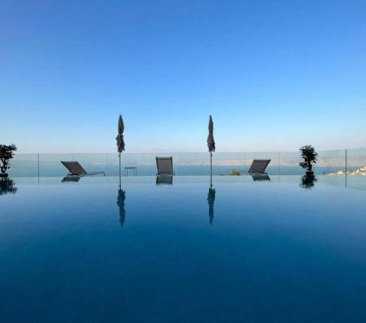 Villa-SELAVI 3 unit complex with infinity pool