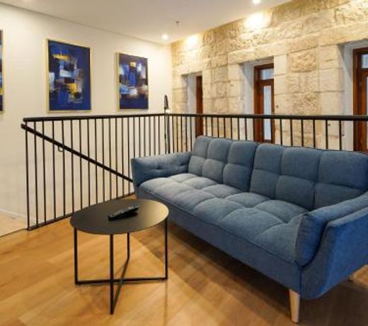 Urbanic Apartments