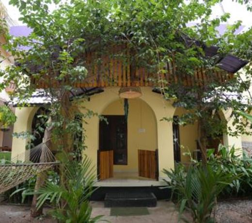 Cascara Beach Resort