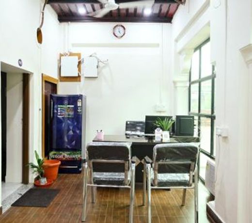 The Hotel Ambassador Inn