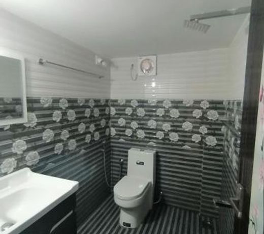 Queens Residency