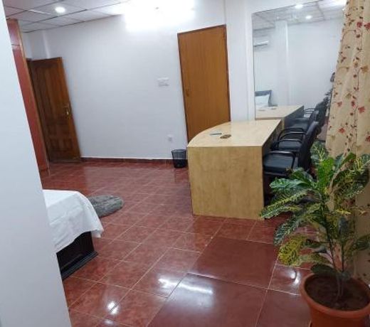 PRIVATE HOME STAY