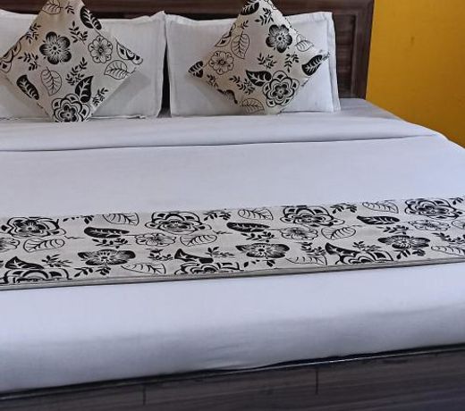 Hotel Suraj