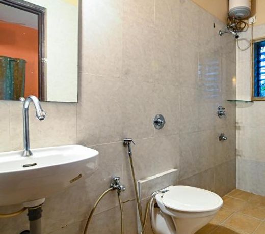 HERITAGE 7BHK VILLA WITH PRIVATE POOL close to BAGA BEACH