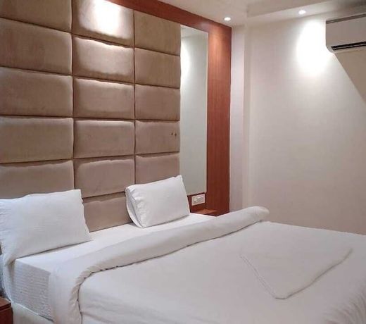 Hotel RIVERB