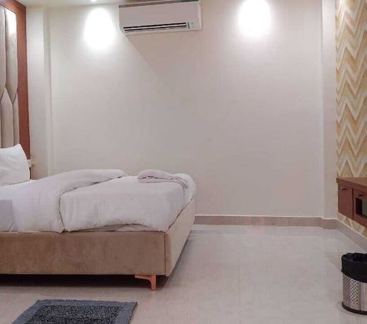 Hotel RIVERB
