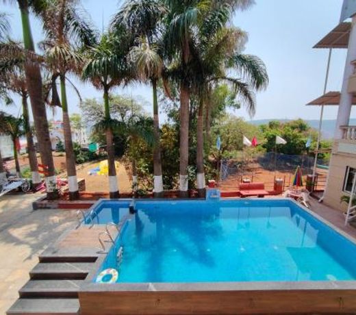 Saga Resort