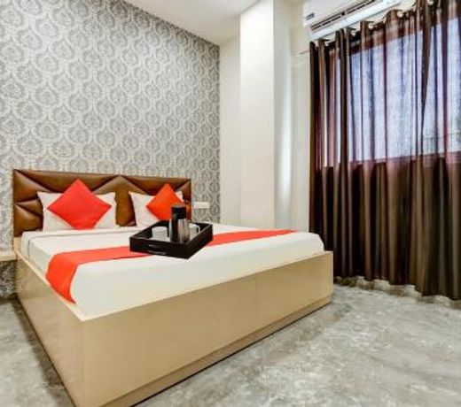 OYO Flagship 70270 Hotel Jo Jo