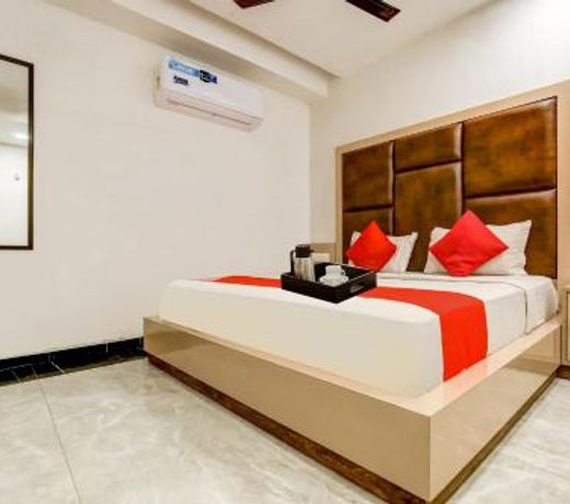 OYO Flagship 70270 Hotel Jo Jo