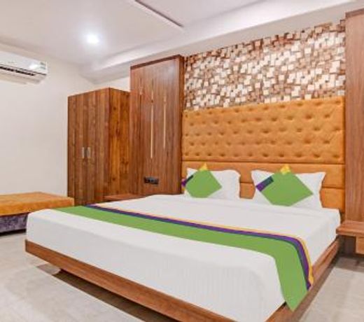 Treebo Trend Hotel Merit