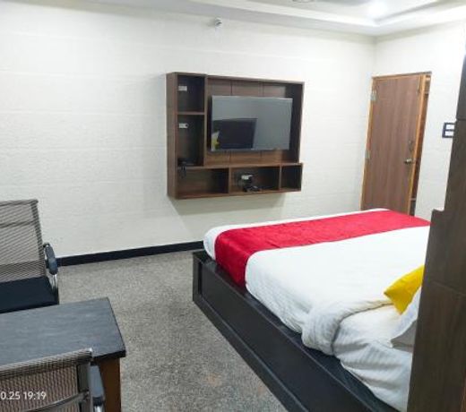 Hotel New Maruthi Inn, LB Nagar