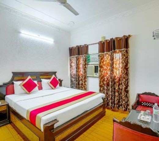 HOTEL ARINA
