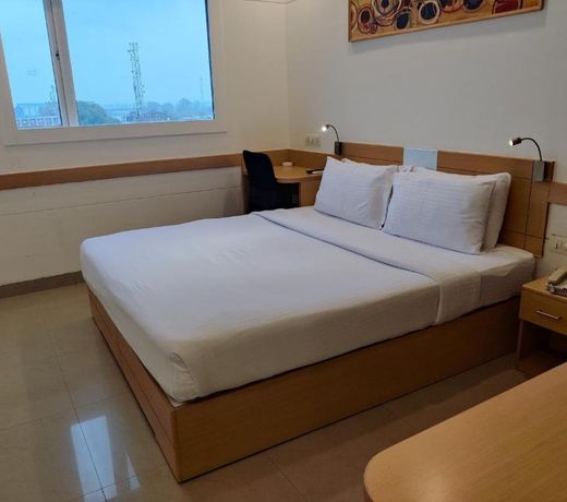 Mango Grove Hotel