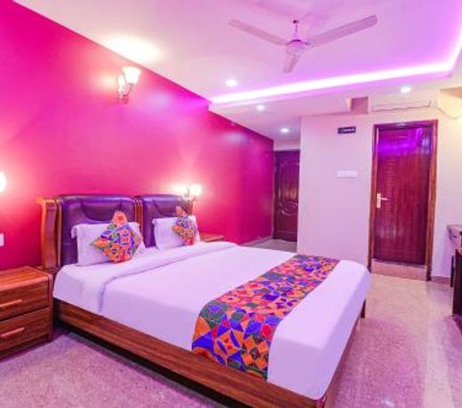 FabHotel Turning Point