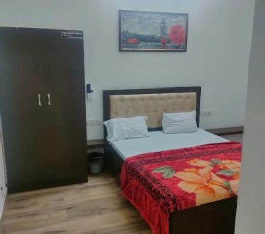 hotel khubsaras palace