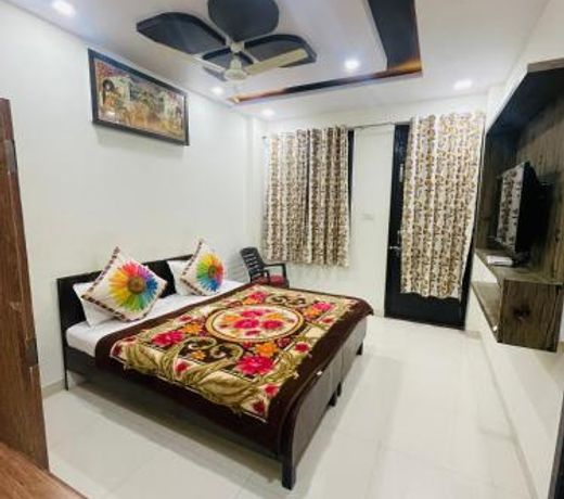 Hotel Raj Palace