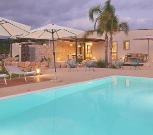 VILLA RARIKI