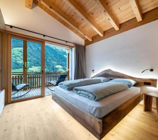 Lagar Apartement Struzer Michele