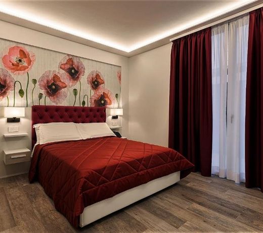 Petit Hotel
