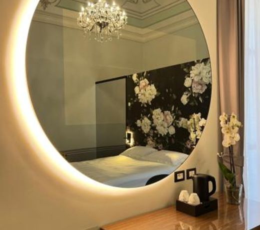 Lo Stemma Luxury Hotel