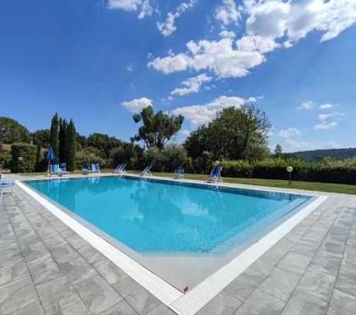 Lovely holiday home in Gambassi Terme with shared pool