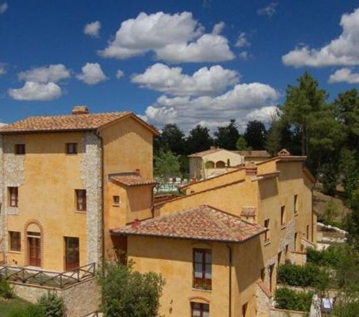 Nice apartment in Gambassi Terme with shared pool