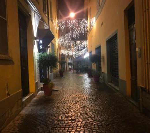 La strada del liutaio nel cuore di Cremona