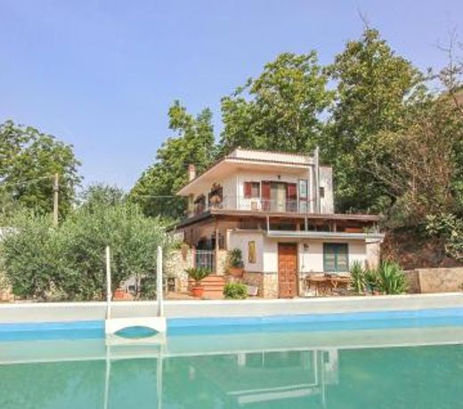 Beautiful home in Castel San Giorgio with 3 Bedrooms, WiFi and Outdoor swimming pool