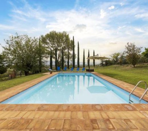 Private villa with swimming pool in the heart of Umbria
