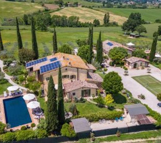 CASALE SANTA LUCIA 8&2, Emma Villas