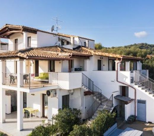 Pasquale Home Holiday