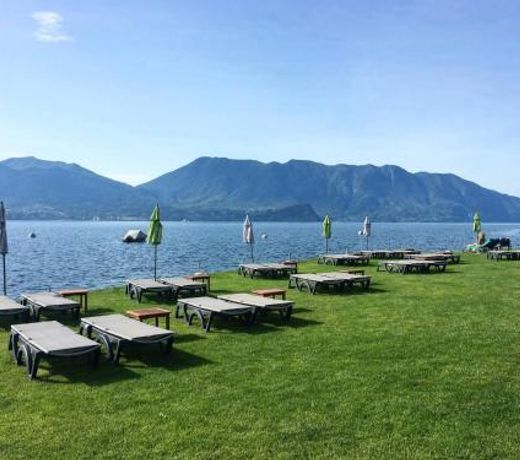 Studio 2- lake view