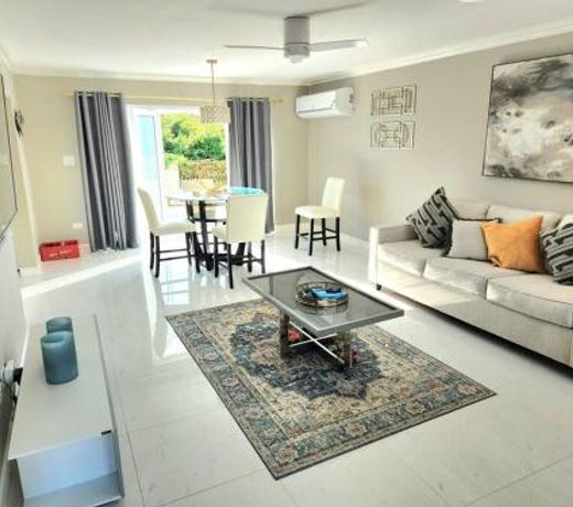 Modern Luxury 2-bedroom 2.5-bathroom townhouse