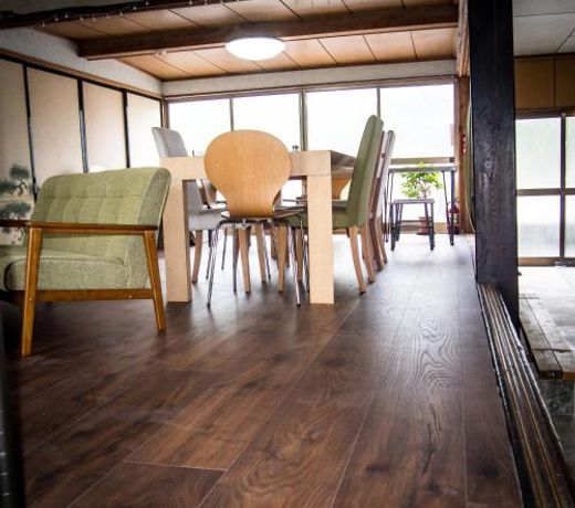 Astuto Riders House