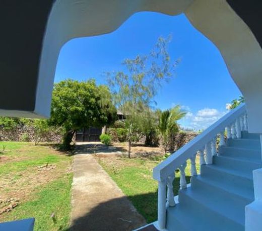Mumbi villa
