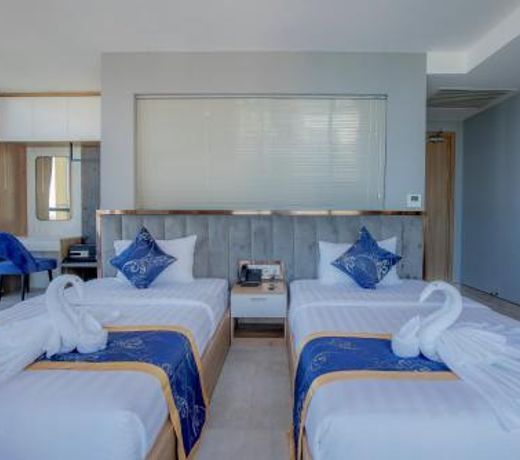 Seascape Palace Hotel
