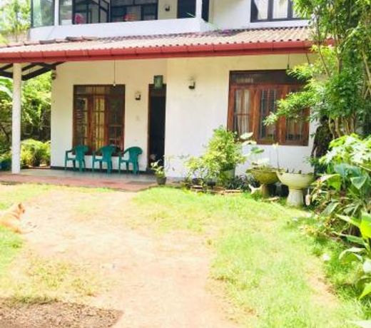 Kurulu villa